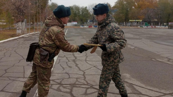 Гвардия сарбаздарына білім беру гранттары табысталды